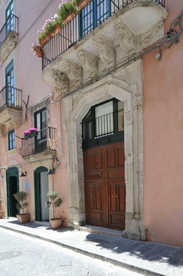 Ortigia Suite - Theater Syracuse Bagian luar foto